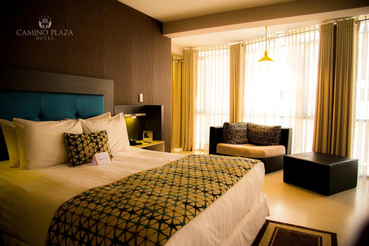 Camino Plaza Hotel Кочабамба Екстериор снимка