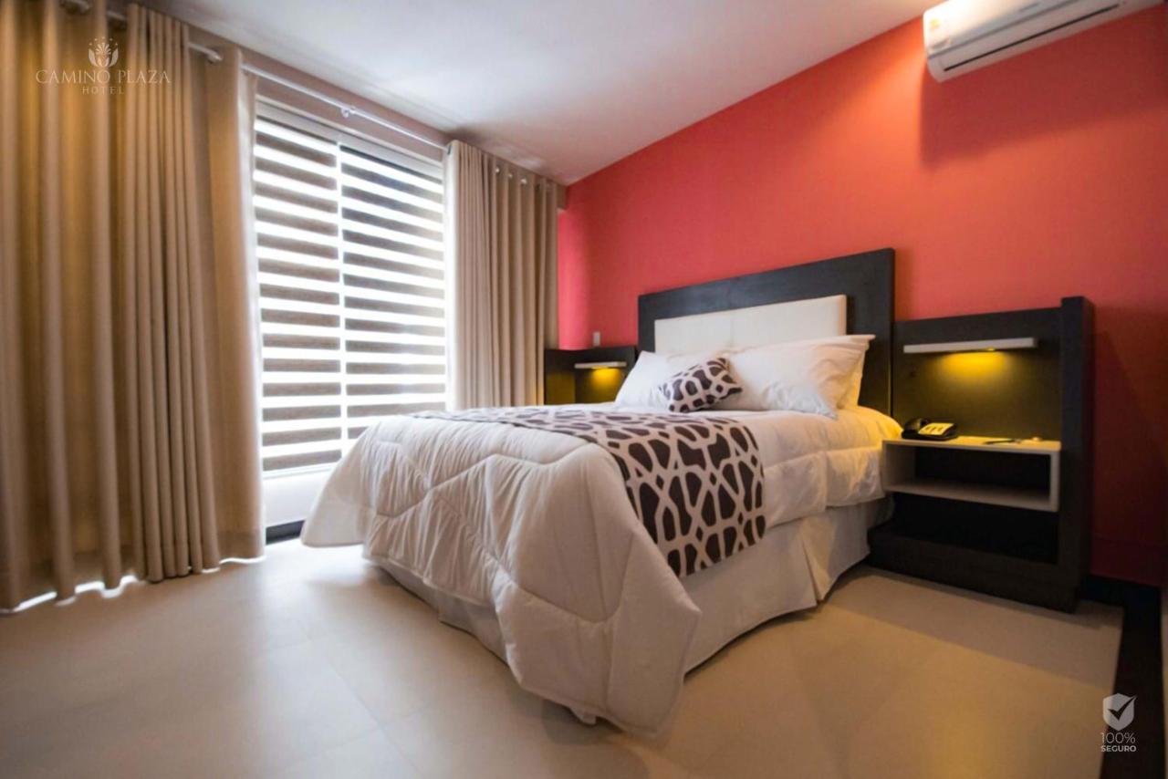 Camino Plaza Hotel Кочабамба Екстериор снимка
