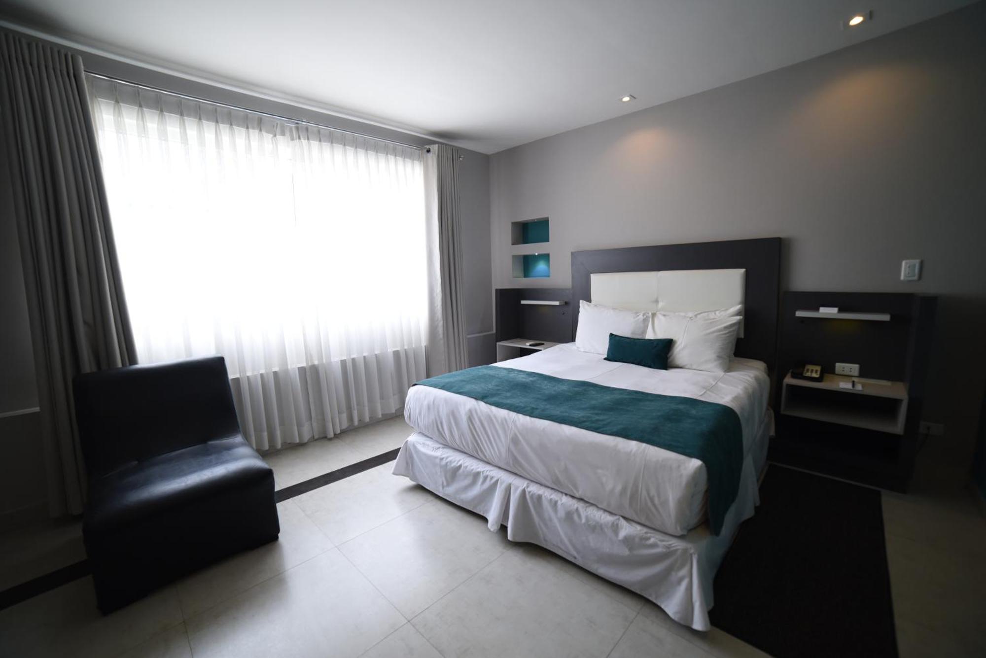 Camino Plaza Hotel Кочабамба Екстериор снимка