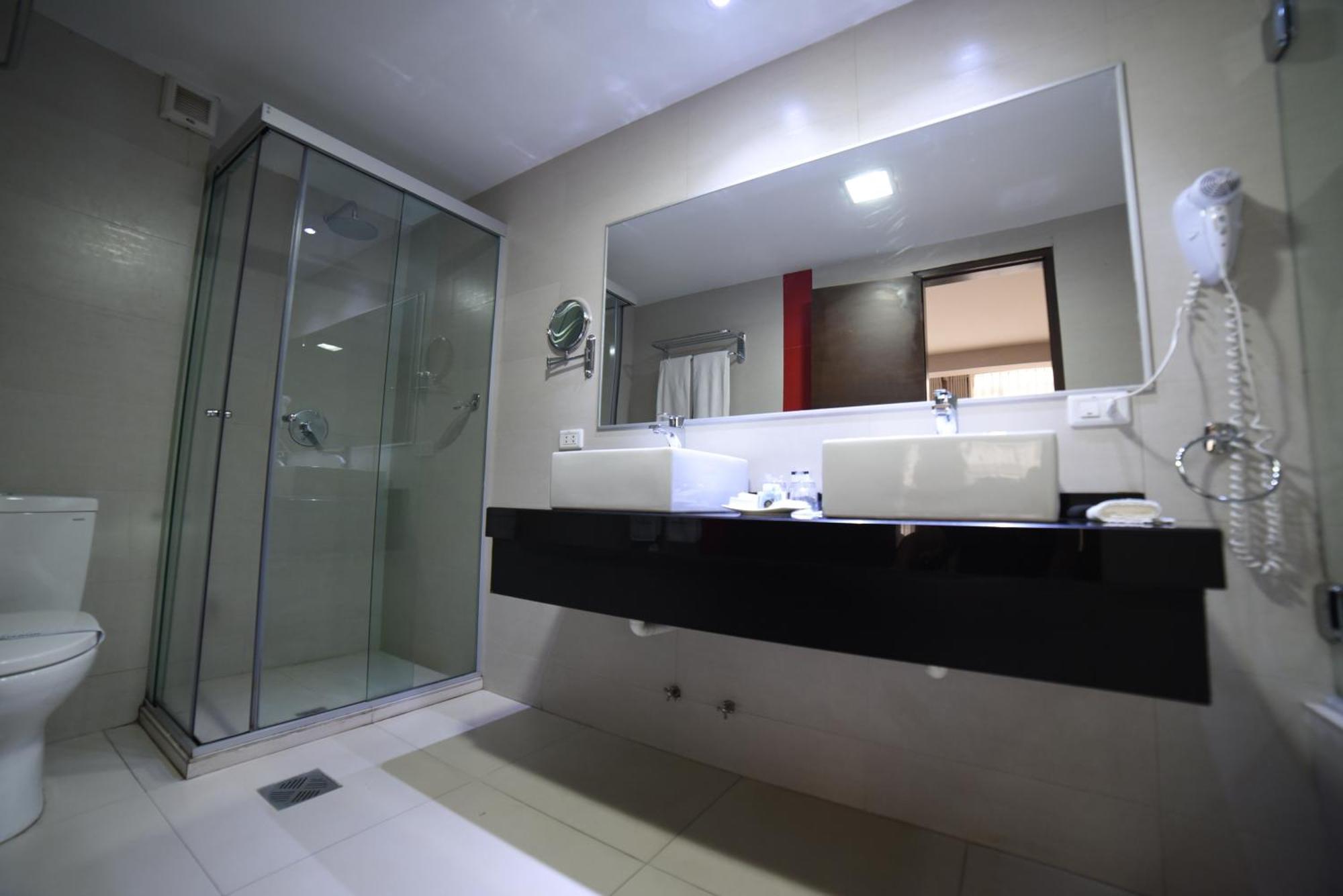 Camino Plaza Hotel Кочабамба Екстериор снимка