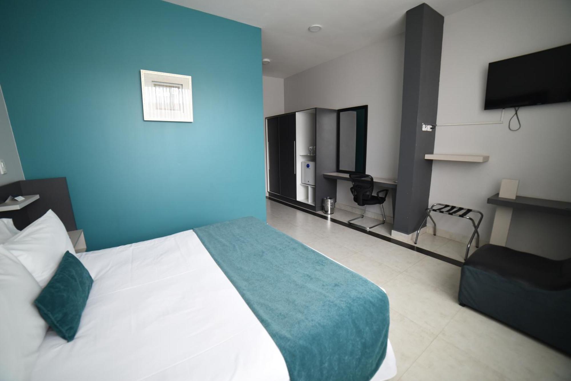 Camino Plaza Hotel Кочабамба Екстериор снимка